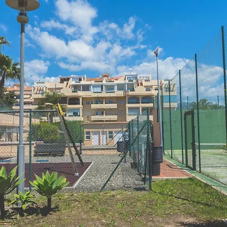 Amplio Apartamento 3 Hab. En Estepona/ Marbella *